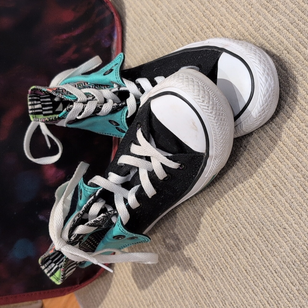 Chuck Taylor Converse Size 5